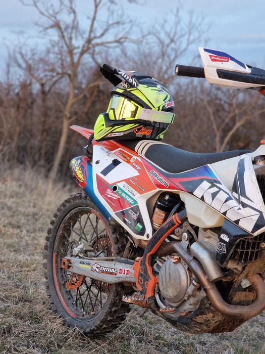 Vând KTM SE350F.