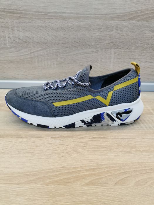 Чисто нови мъжки маратонки Diesel