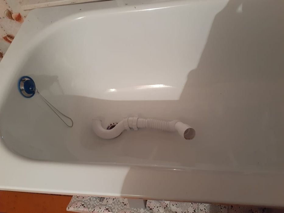 Продаётся ванна новая