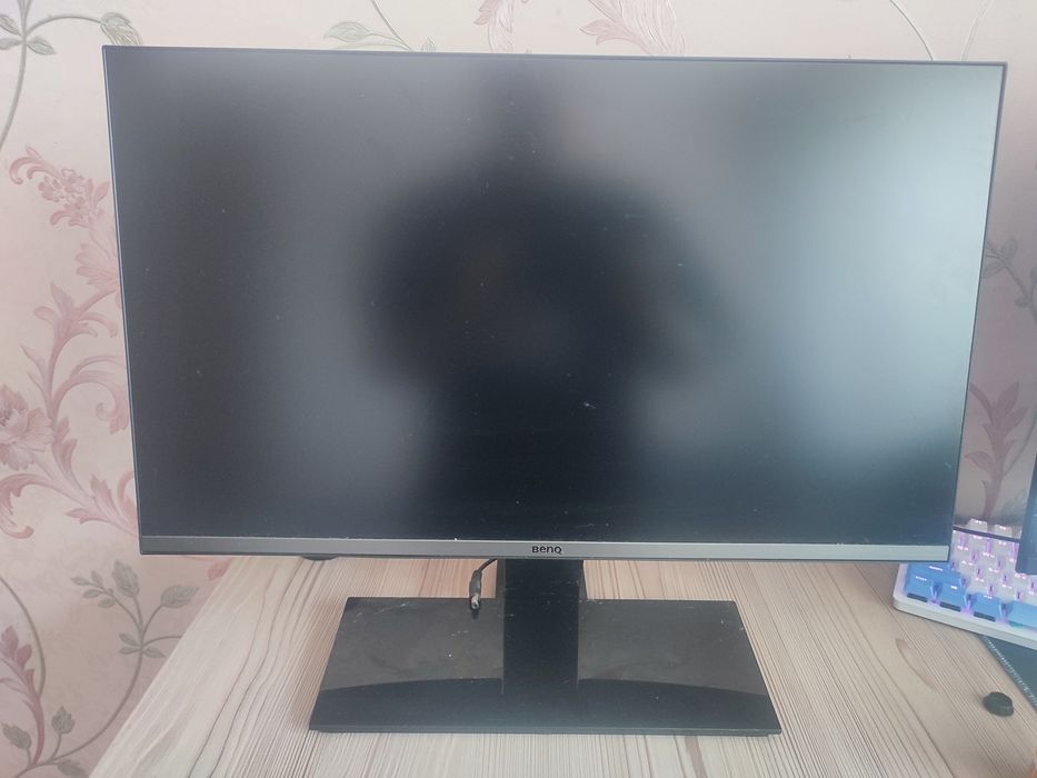 Монитор BenQ EW2440Z