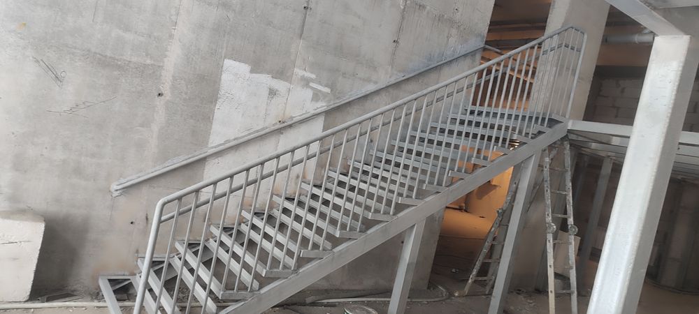 СВАРЩИК-сварщик.сантехник 24/7