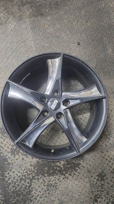 Продам комплект дисков 5,120 R 17