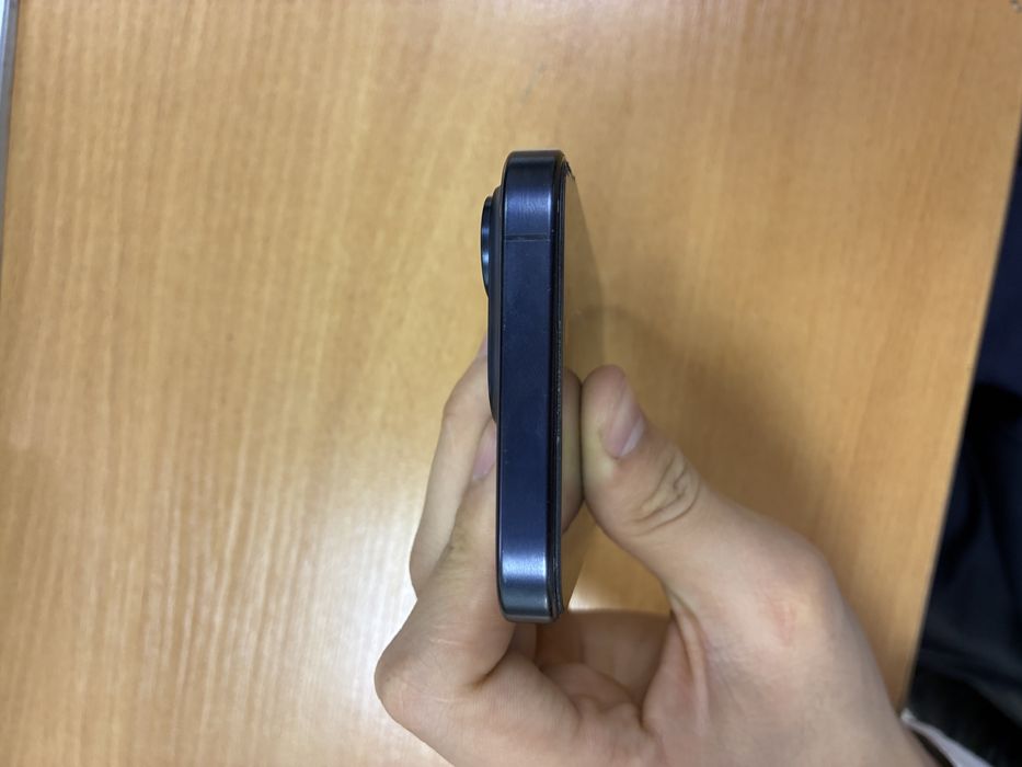 Айфон 15 про в идеальном состоянии