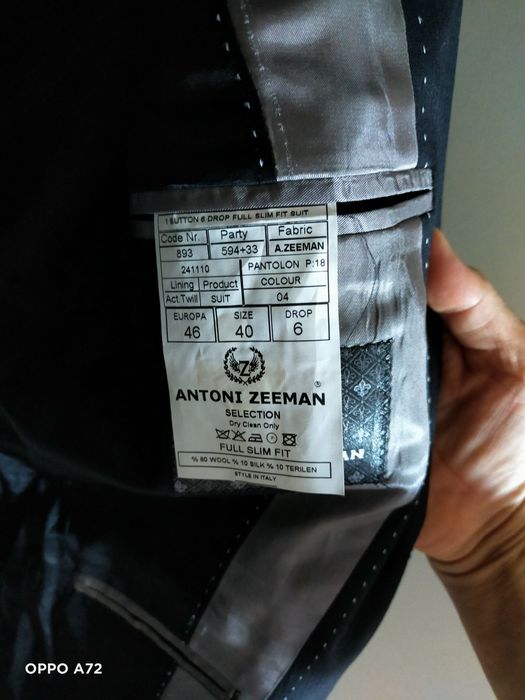 Продам костюм Италии