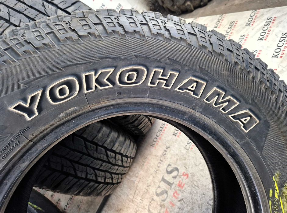 Anvelope second hand vara 255 75 17 Yokohama A/T