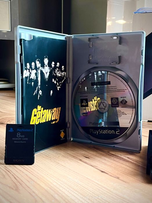 Ps2 slim + една игра