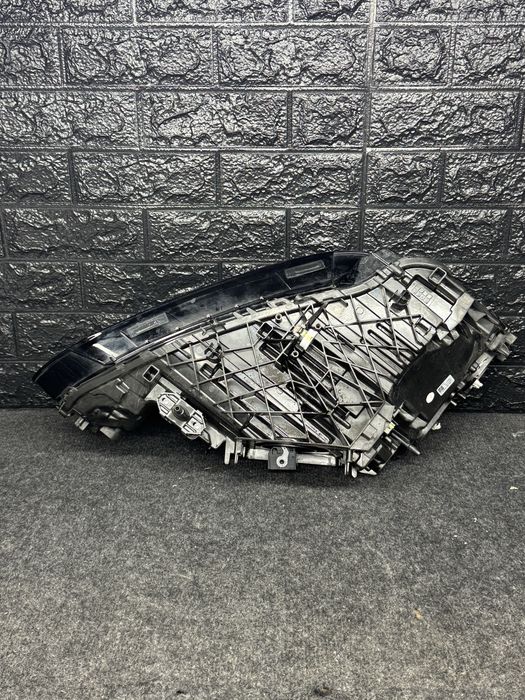 Far stanga Laser Bmw Seria 4 G22 G26