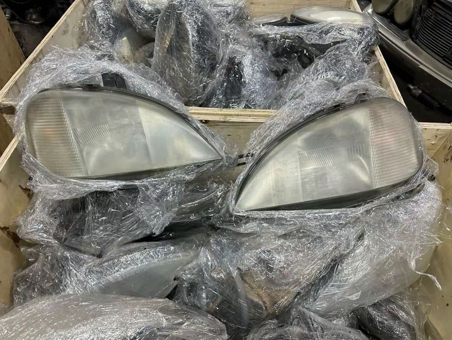 W163 ML320 до рестайлинг галогеновые фары авторазбор мерседес запчасть