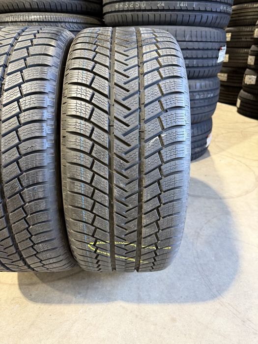 255/45/19 MICHELIN 2бр