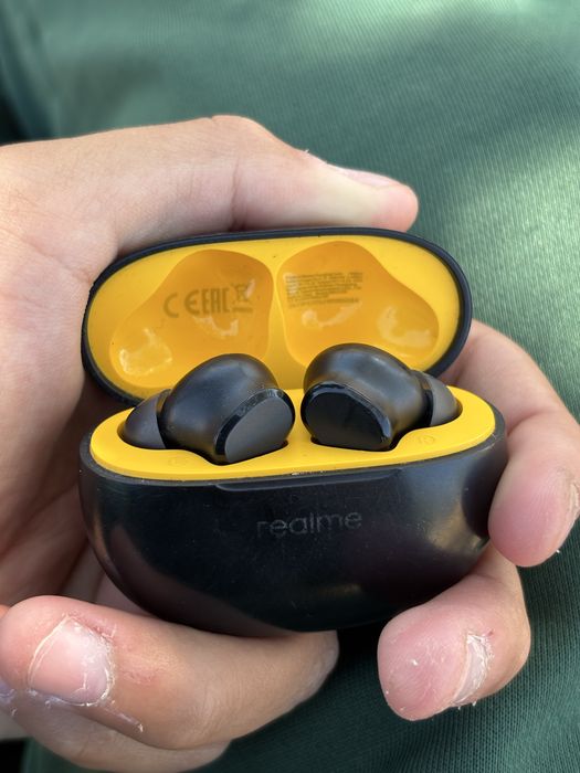 Realme buds T100