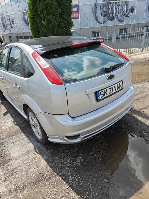 Ford focus 2005 1.6 benzină