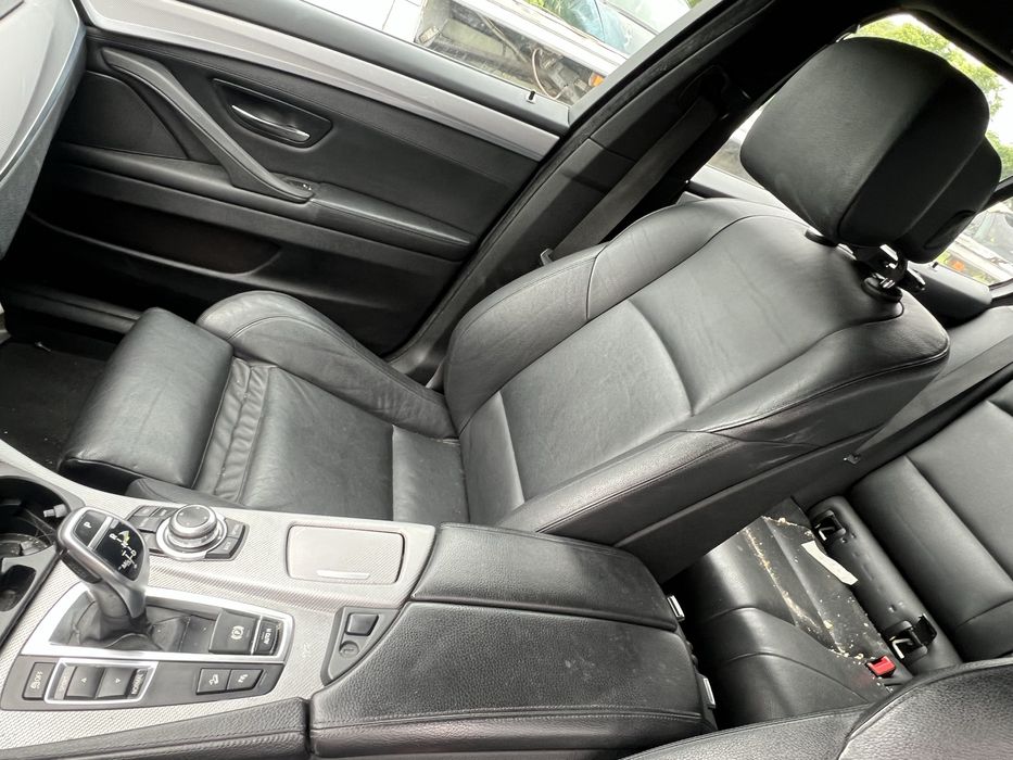 BMW F11 530xdrive на части