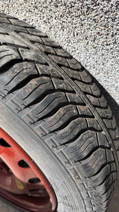Резервна гума патерица 135/70R13, много запазена
