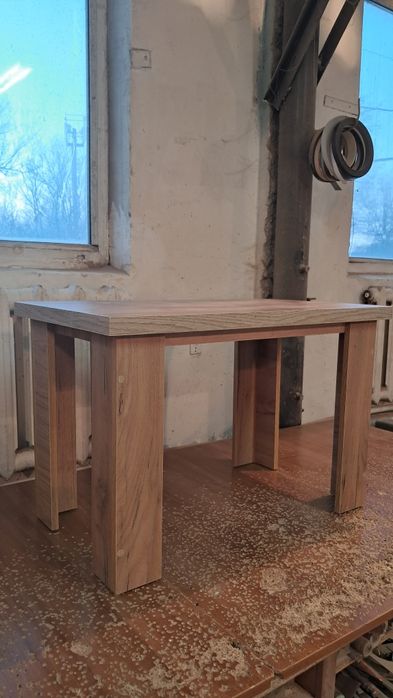 Продам новый столик