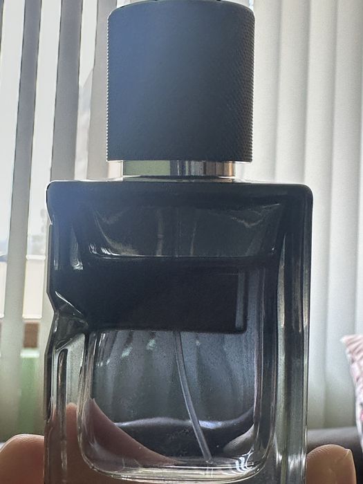 Продавам парфюм ysl 50ml от опаковка 60ml