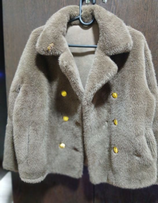 Женская демисезонная одежда