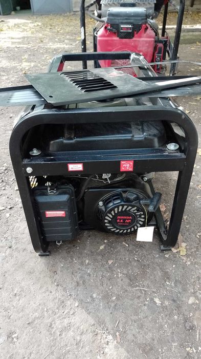 servicii specializate - reparatii generatoare expozitii