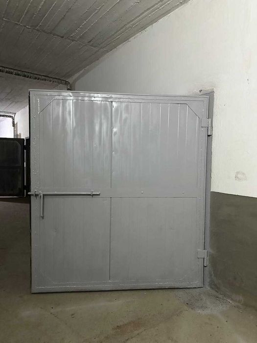 Xolodilnik eshiklari sotiladi | 2x1.5 m