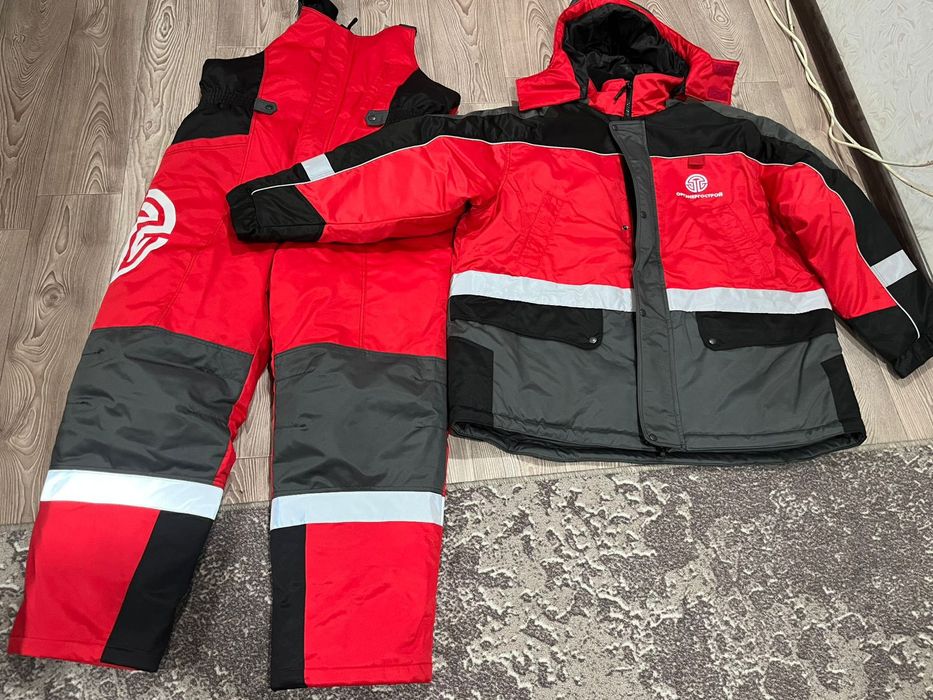 Продам зимний костюм