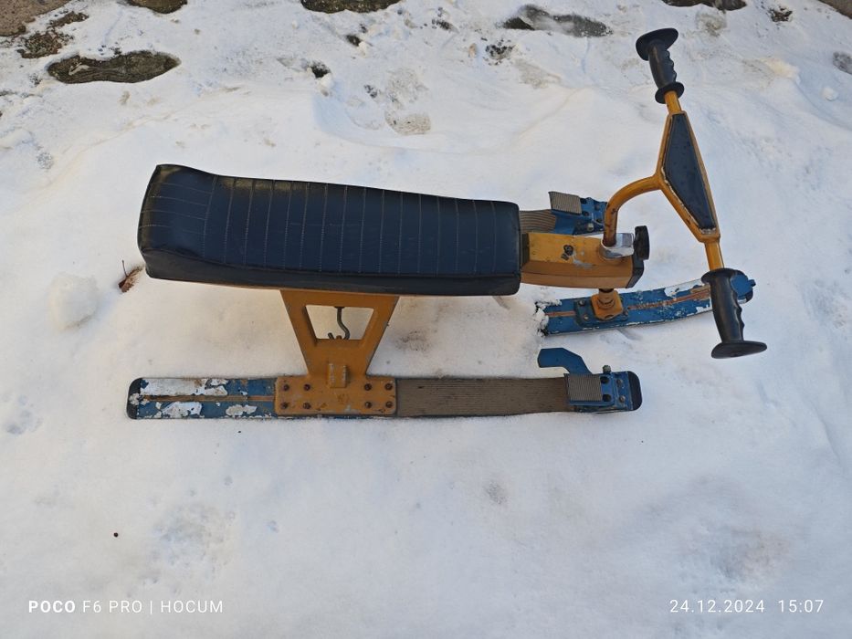 Сани , Санки , снежный гонщик , снегосани