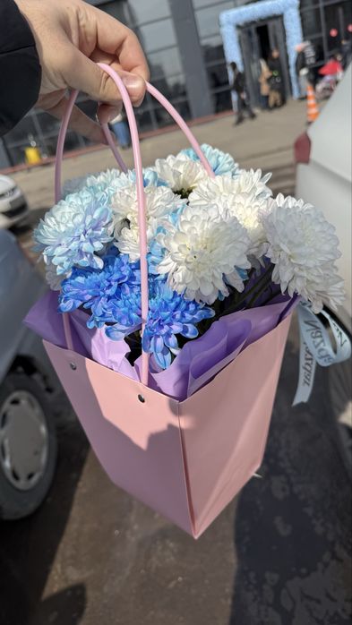 Продам цветы букеты в хорошем состоянии