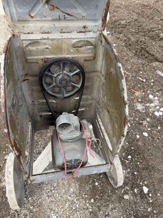 Vand betoniera stare buna 180 motor refacut nou