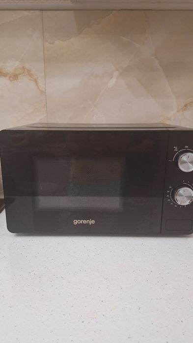 Продам почти новую микроволновая печь Bosh