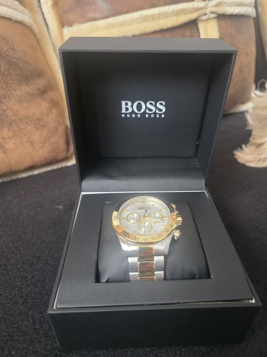 Ceas Barbati Hugo Boss Cumparat din Londra am si Bonul de la Hugo Boss
