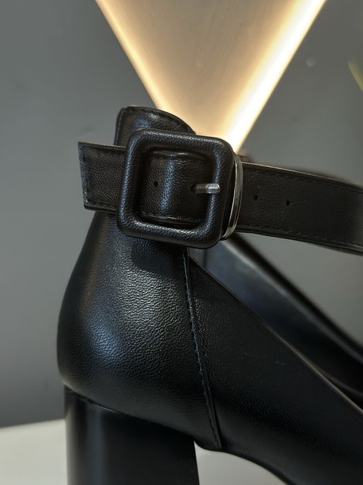 Женские туфли