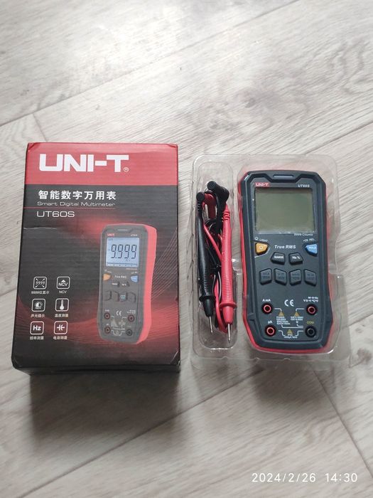 Новый с БЛЮТУСОМ и терм в упаковке мультиметр UNI-T 60S