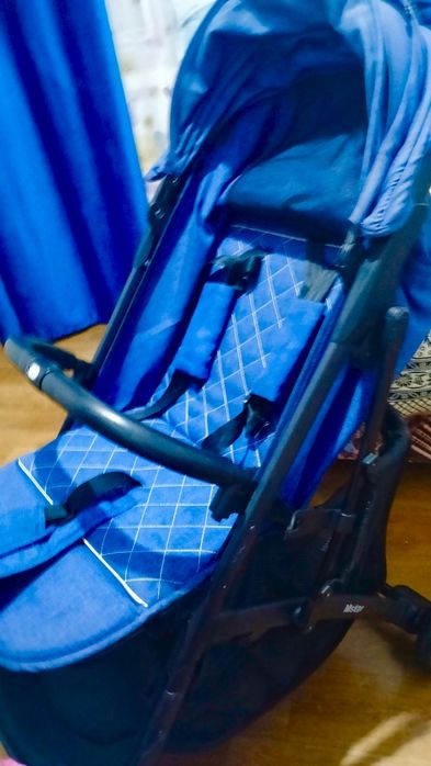 Продам детскую коляску.