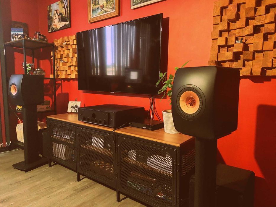 Продавам KEF LS50 Meta