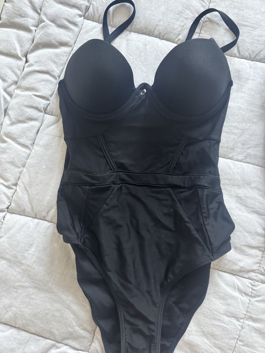 Купальники женские