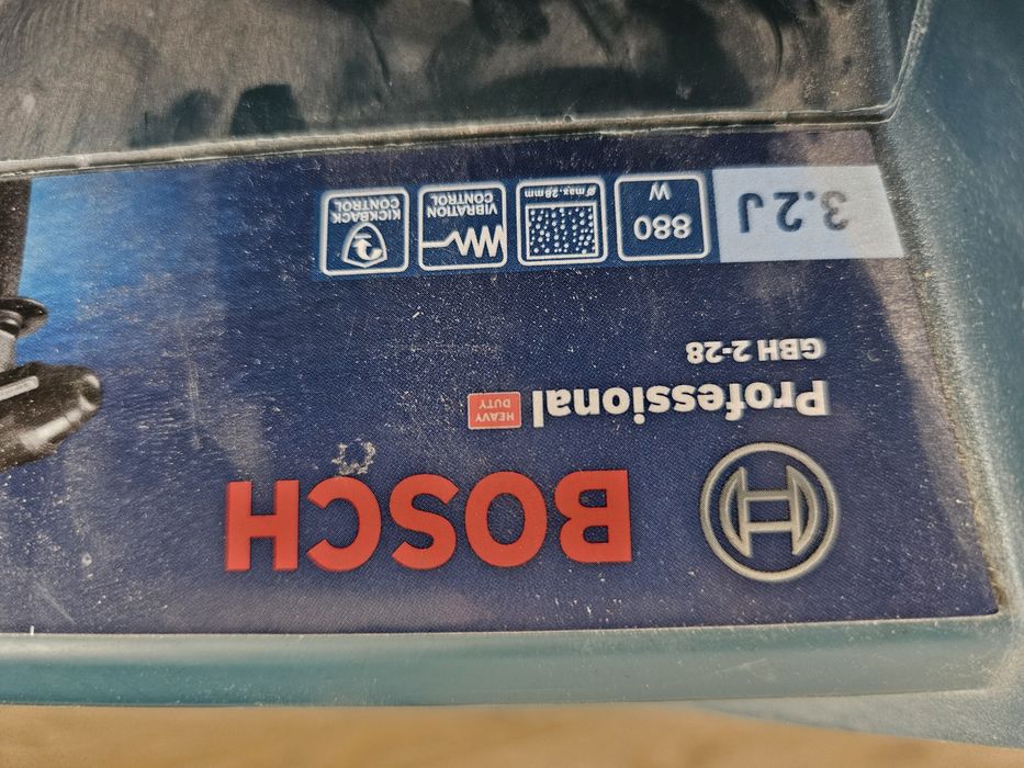 Перфоратор  BOSCH