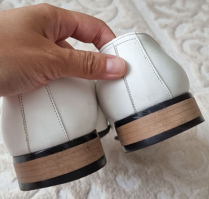 Продам мужскую обувь 5000тг