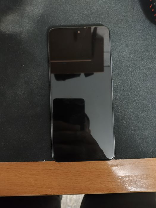 Poco f3 128gb в хорошем состоянии.