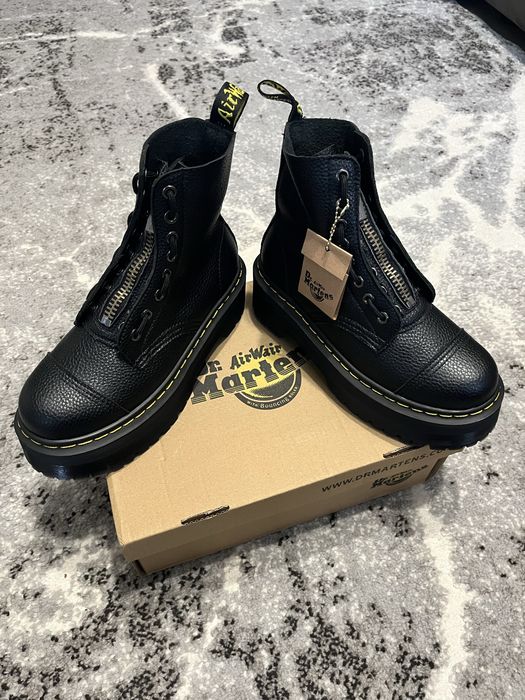 Dr. Martens