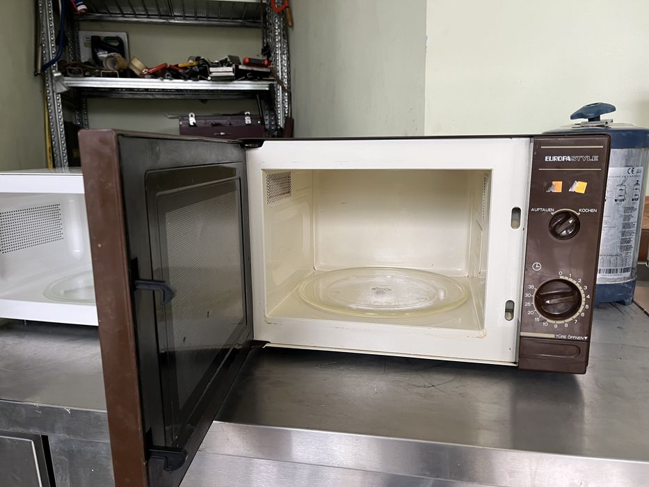 Микровълнова фурна