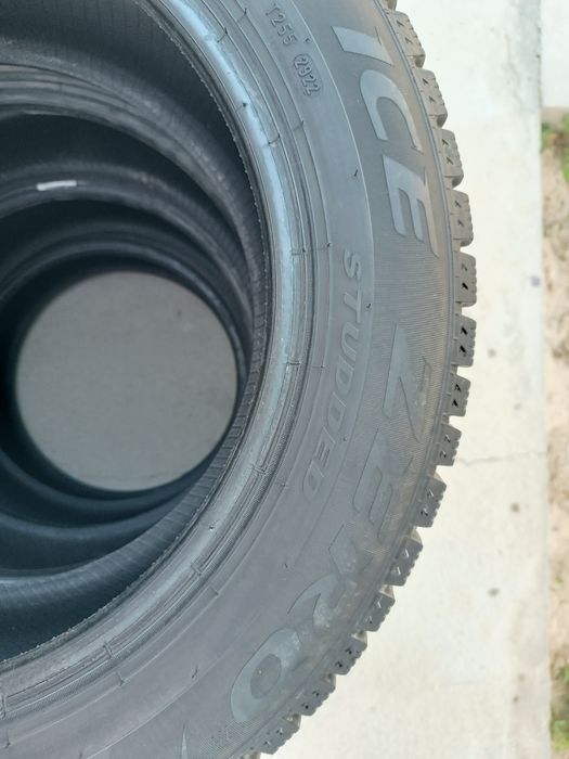 Зимние шины шипованные