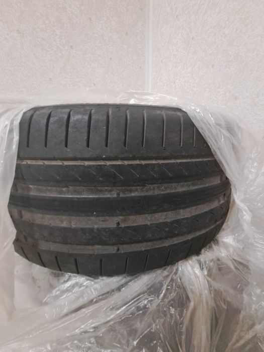 Продам резину continental 225,40.r18