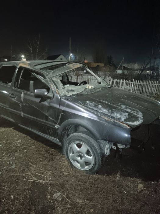 Продам запчасти на фольцвеген гольф.