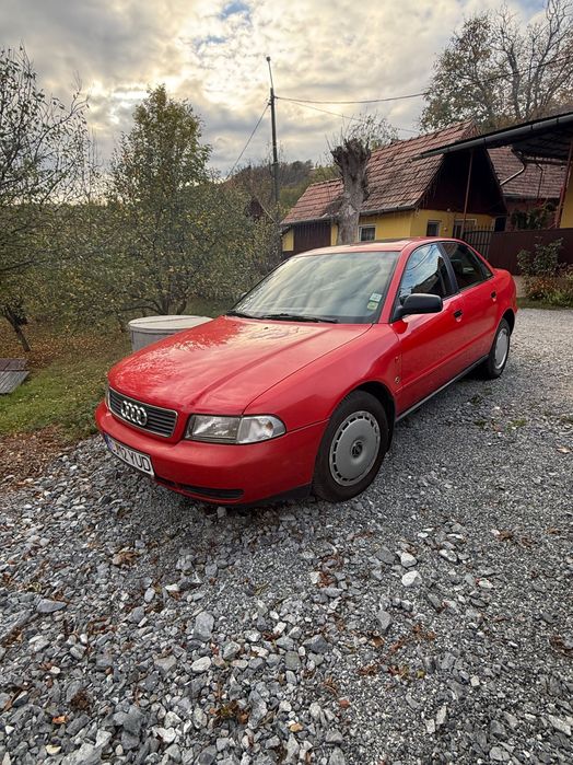 AUDI A4 0 — imagine 2