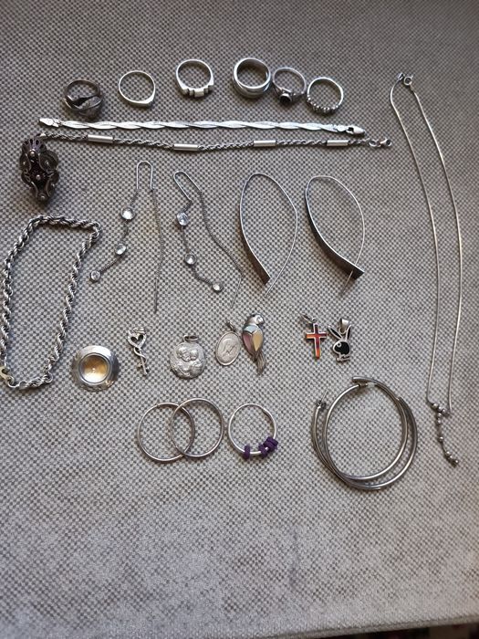 Сребърни неща, висулки,  пръстени