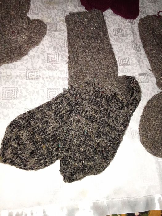 Шерстяные наски оптом и по одному