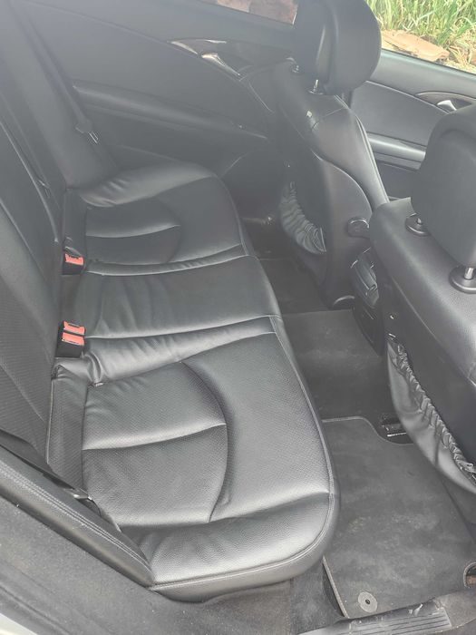 Мерцедес  Е 220 2009 на части