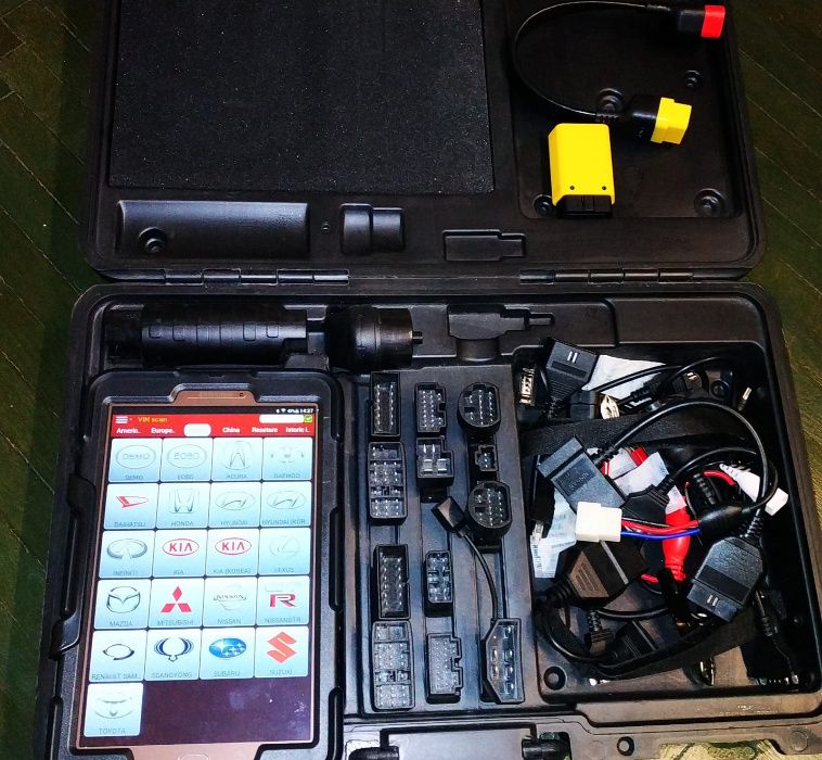 Kit Tester Auto Launch x431 Tableta 10' + Cutie Adaptori Originali !