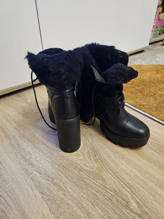 Естествена кожа боти