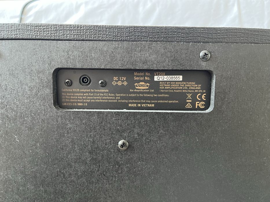 Кубе за електрическа китара VOX VT20X