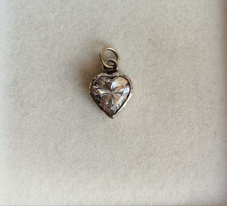 Pandantiv din argint in forma de inima cu Swarovski cubic zirconia