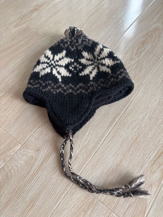 Vând căciuli pentru copii, din lana